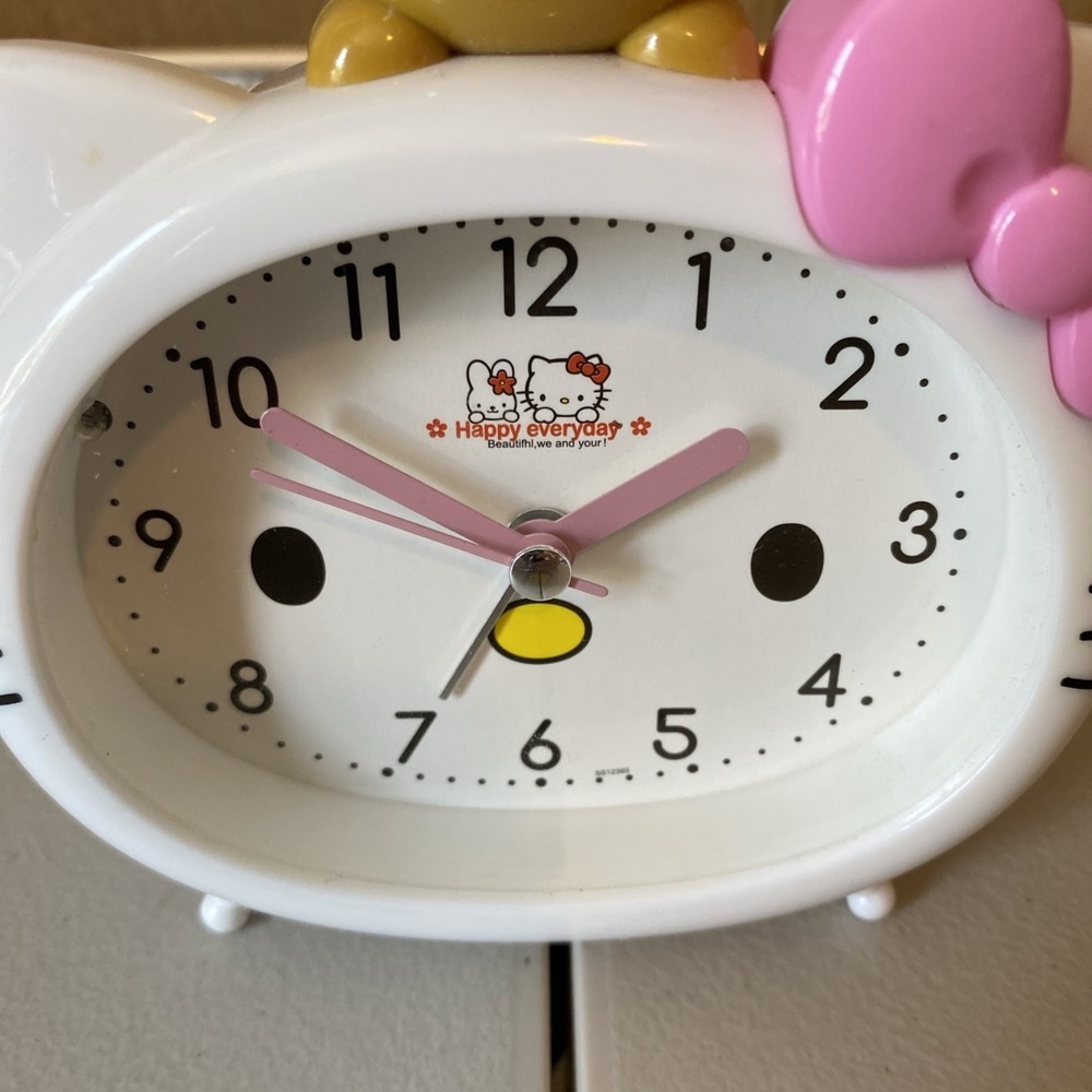 Hello Kitty Alarm Clock Bear Topper Pink Bow Battery Operated - Picture 2 of 15